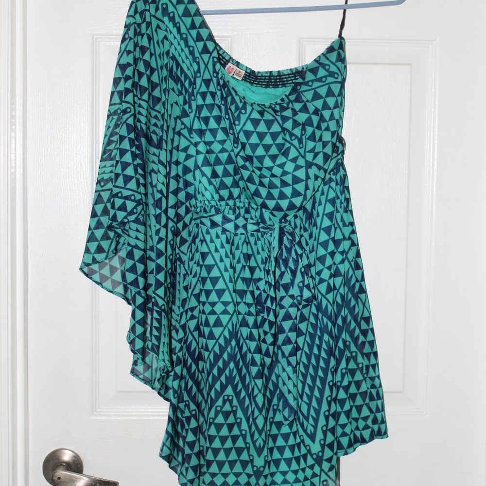 One shoulder Butterfly Sleeve Dress